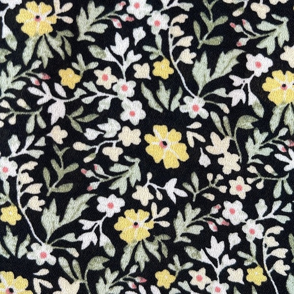 Max Studio NWT Misty Daisy Print Ruffle Ruched Midi Skirt Black Yellow Size S - Picture 3 of 13